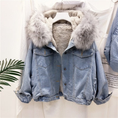 Jaqueta Jeans Feminina com Pelo